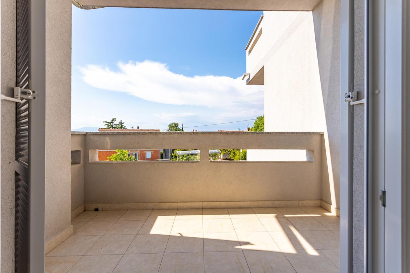 Apartment Demo Malinska Exterior photo